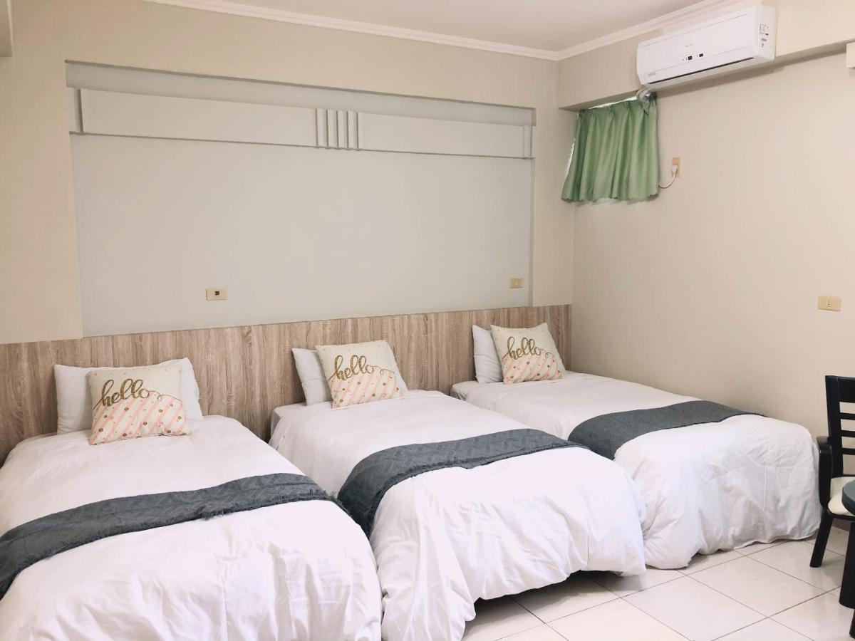 Chia Yun Homestay Luodong Extérieur photo
