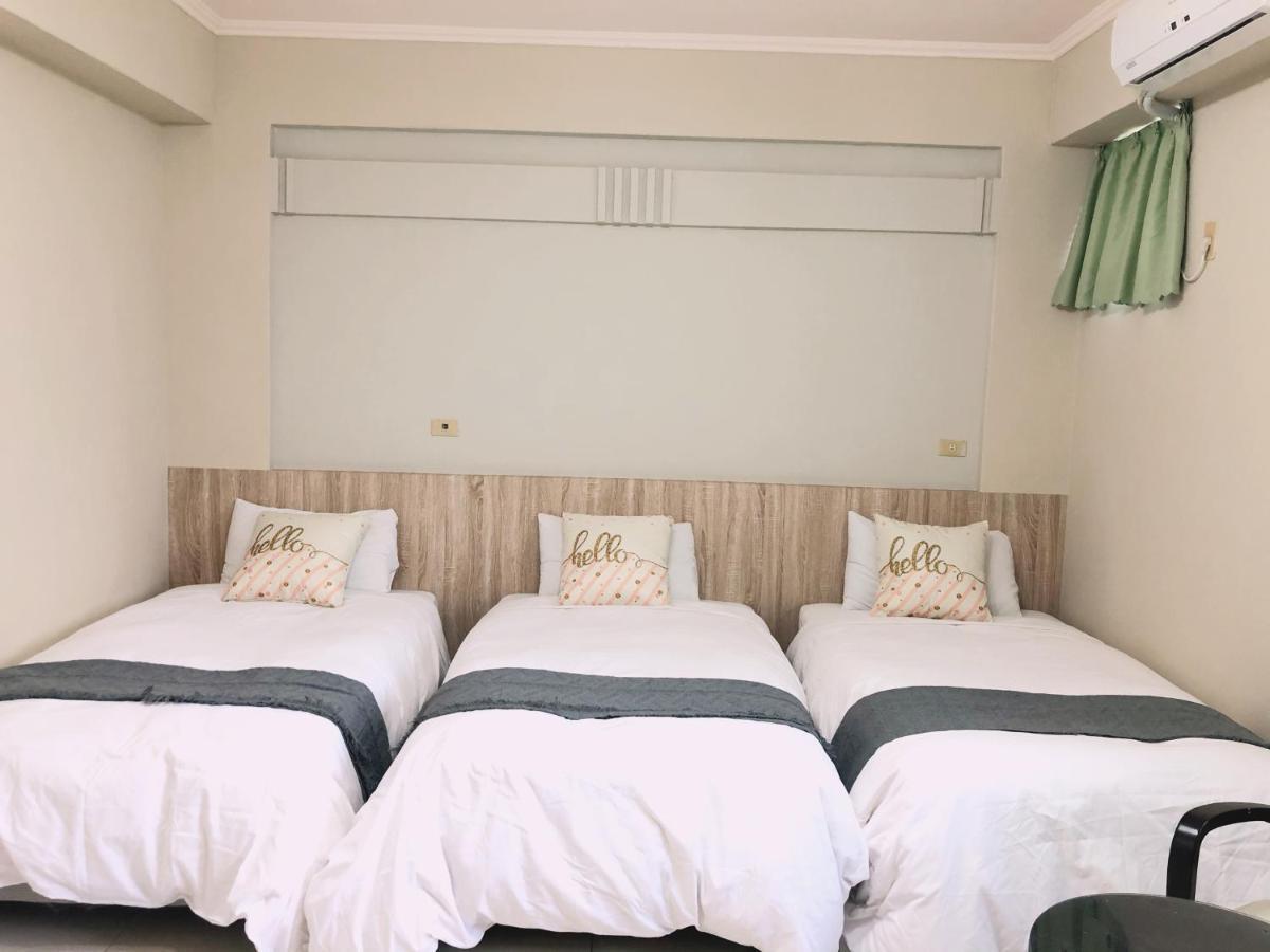 Chia Yun Homestay Luodong Extérieur photo