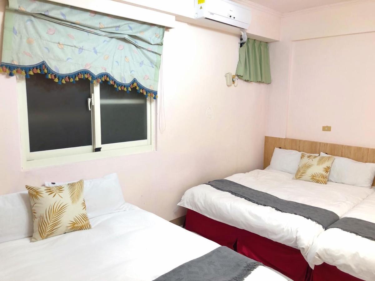 Chia Yun Homestay Luodong Extérieur photo